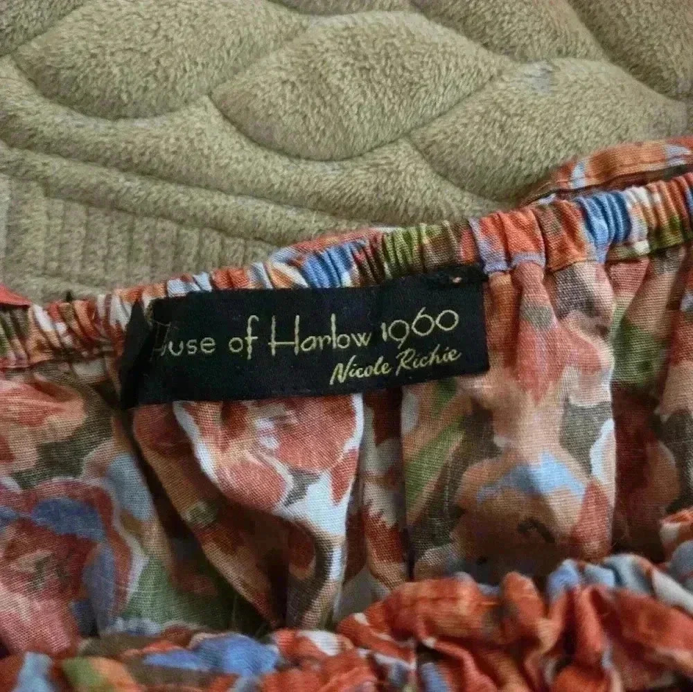 House of Harlow 1960 Floral Puff Sleeve Blouse - Picture 2 of 4